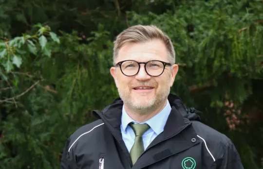 Dr Tony Ballance 